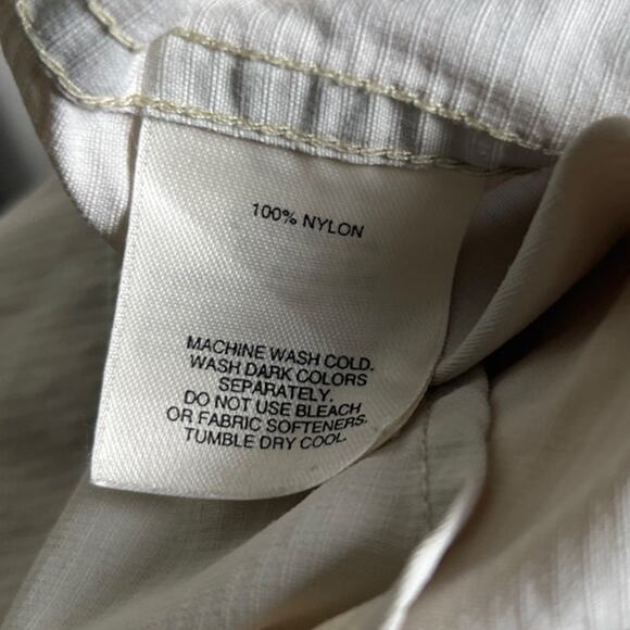 REI Shirt Men's XL Light Cream Button Up Vented Nylon Hiking - Picture 3 of 7